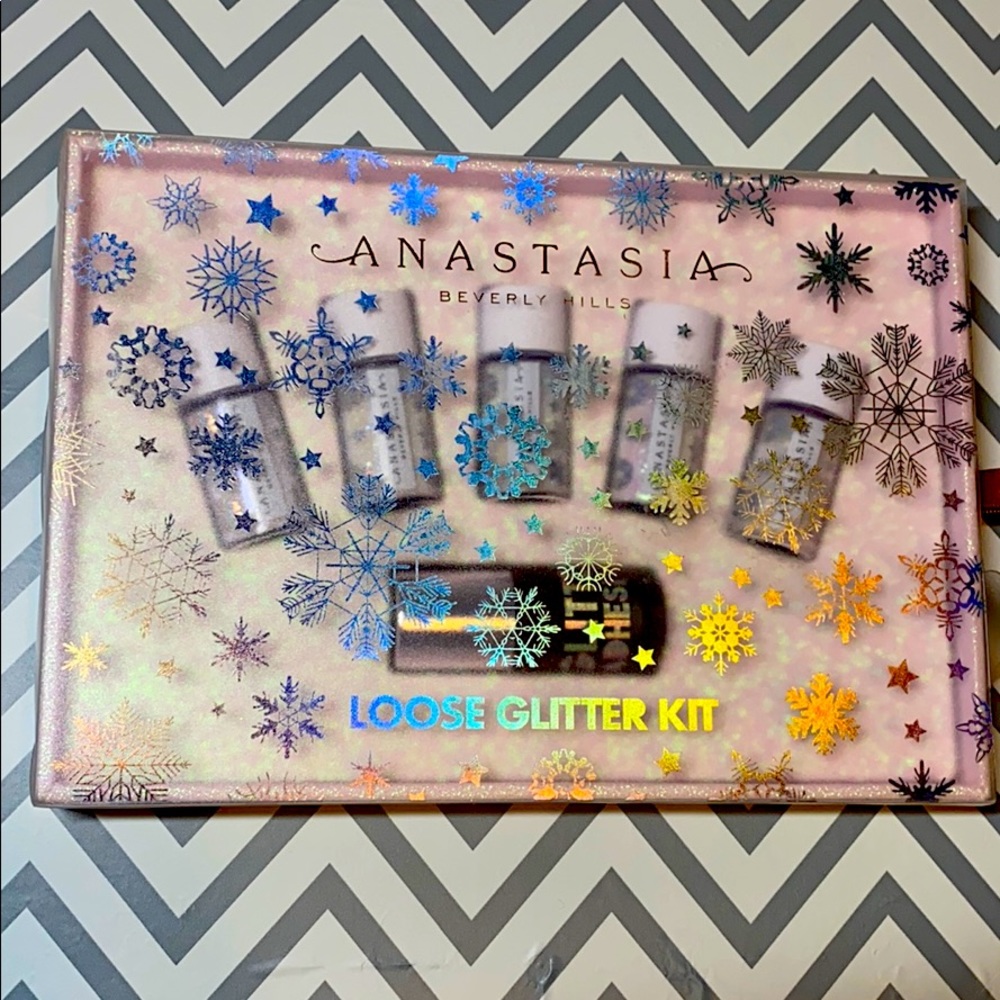 New Anastasia Beverly Hills loose glitter kit